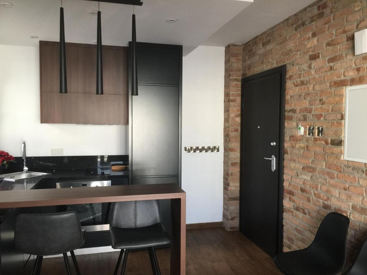 Pearl City View Apartment Пафос Екстериор снимка