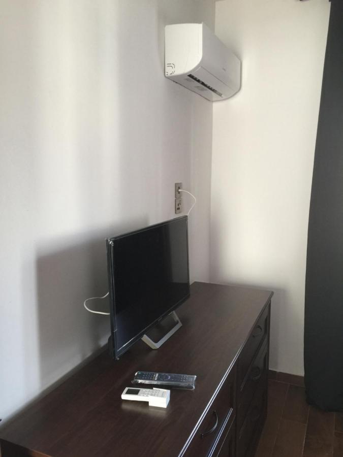 Pearl City View Apartment Пафос Екстериор снимка