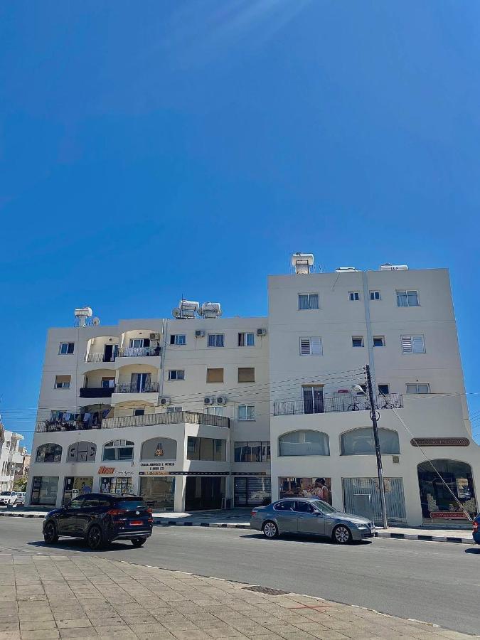 Pearl City View Apartment Пафос Екстериор снимка